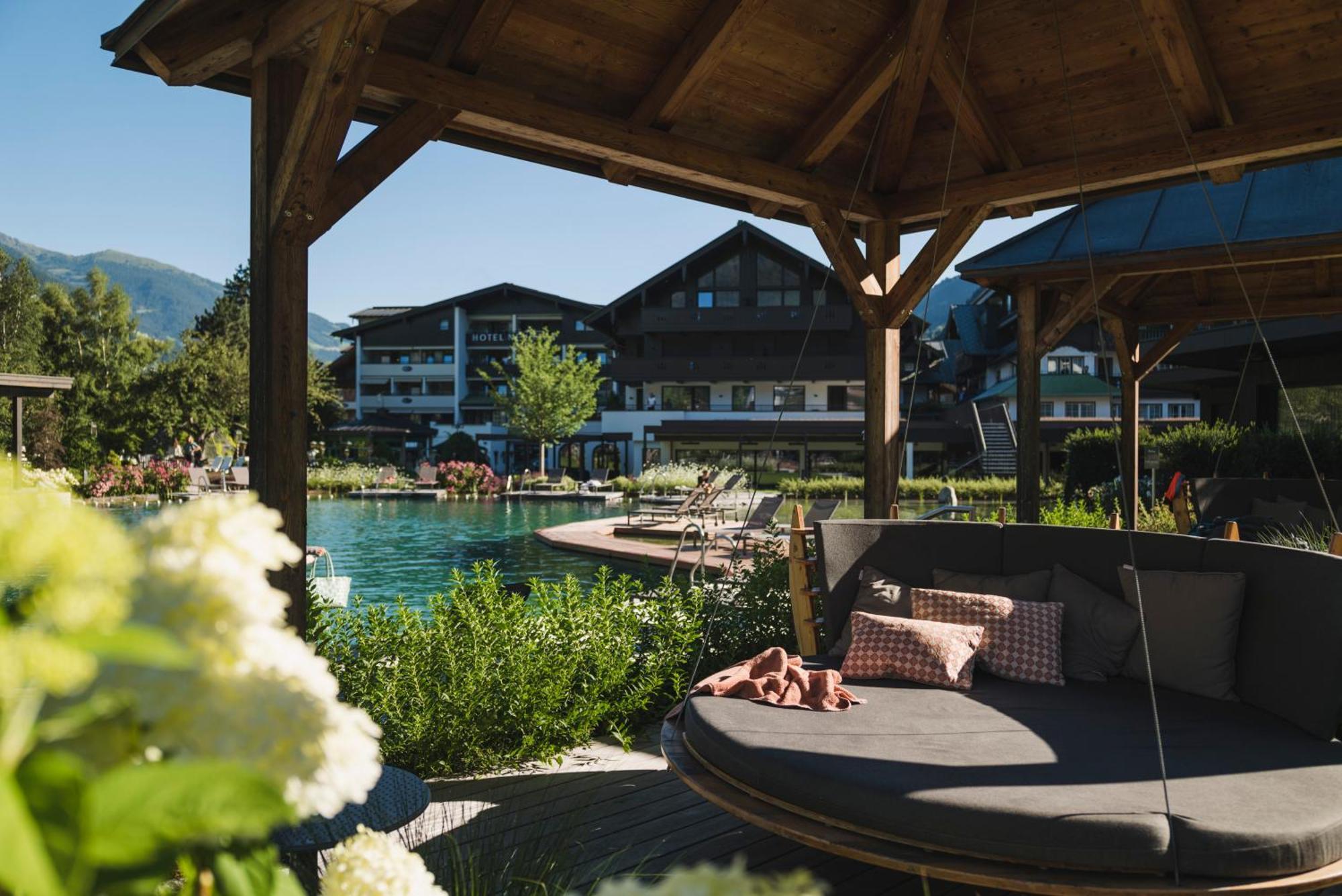 Neuhaus Zillertal Resort ไมย์อาโฮเฟิน ภายนอก รูปภาพ